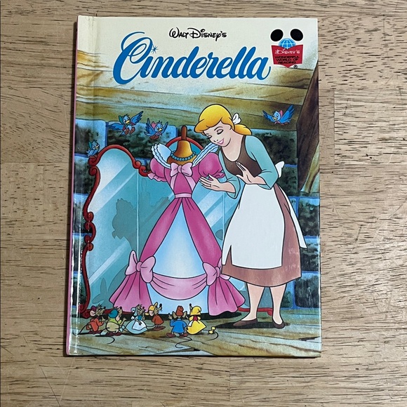 Cinderella Disney's Wonderful World of Reading - Picture 1 of 1